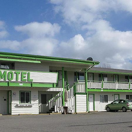 Bulkley Valley Motel New Hazelton Екстериор снимка