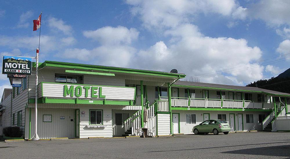 Bulkley Valley Motel New Hazelton Екстериор снимка