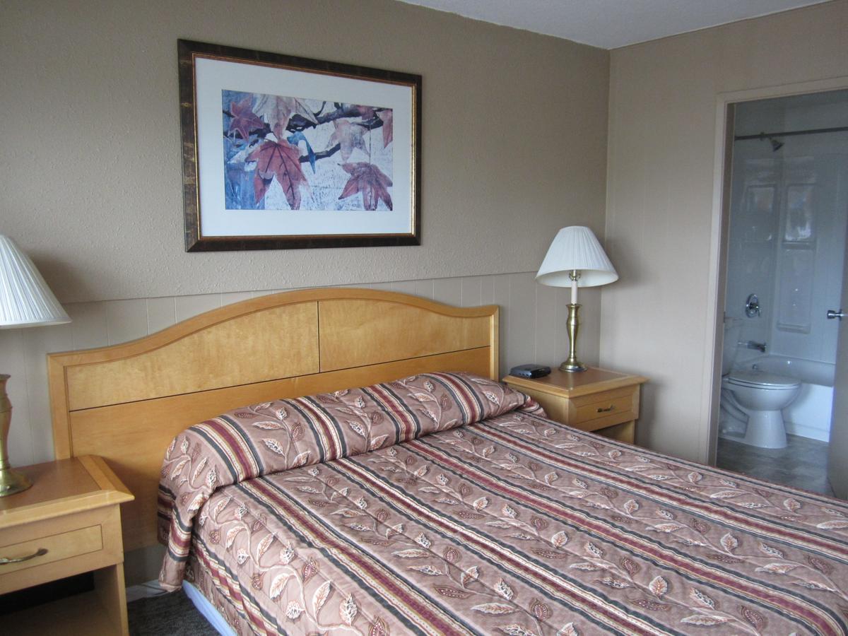 Bulkley Valley Motel New Hazelton Екстериор снимка