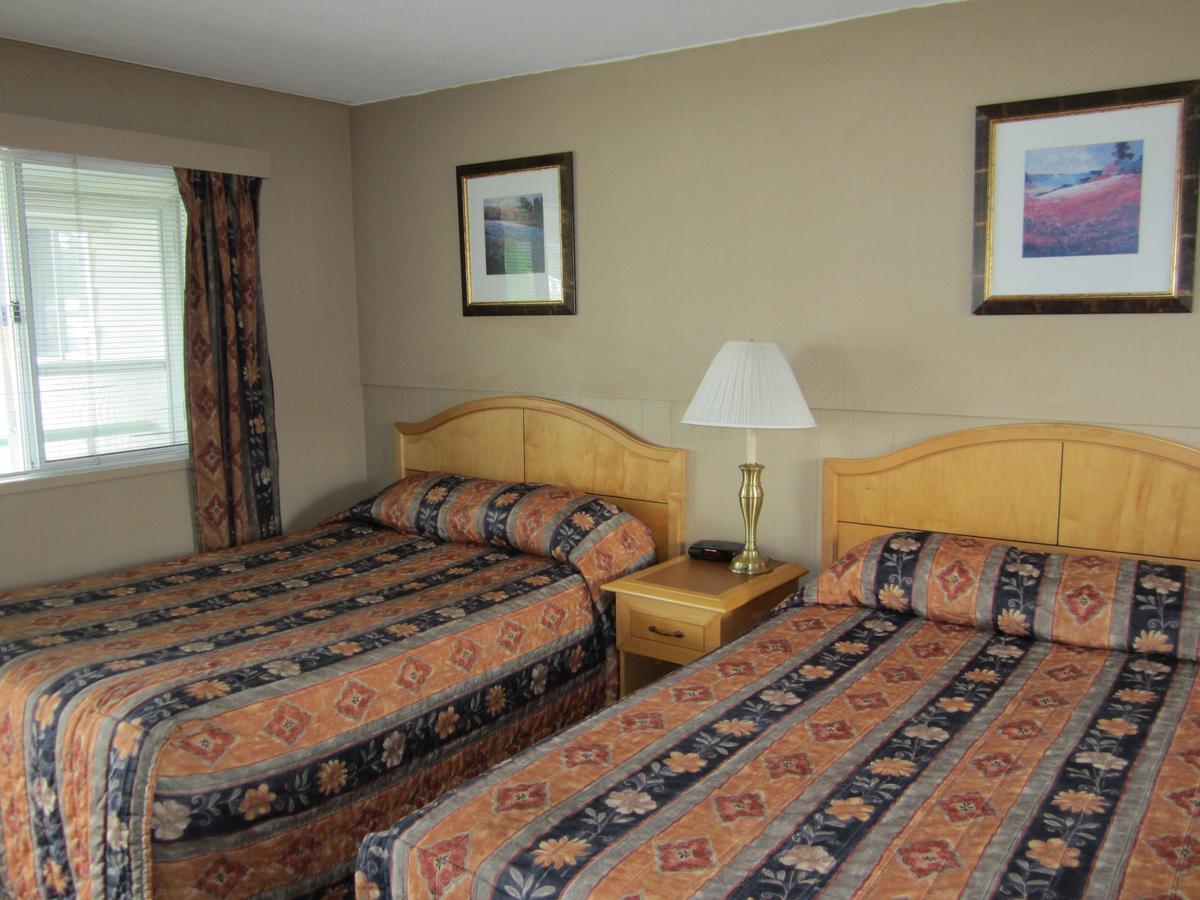 Bulkley Valley Motel New Hazelton Екстериор снимка