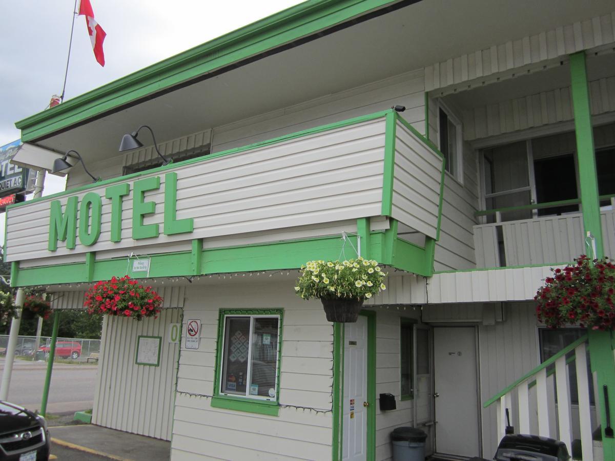 Bulkley Valley Motel New Hazelton Екстериор снимка