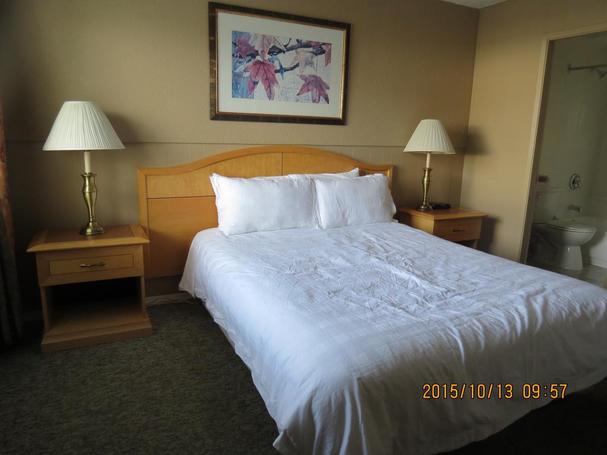 Bulkley Valley Motel New Hazelton Екстериор снимка