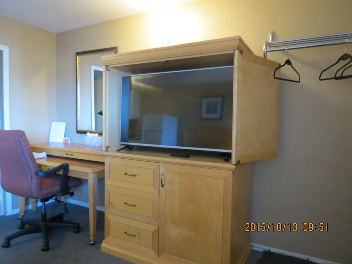Bulkley Valley Motel New Hazelton Екстериор снимка